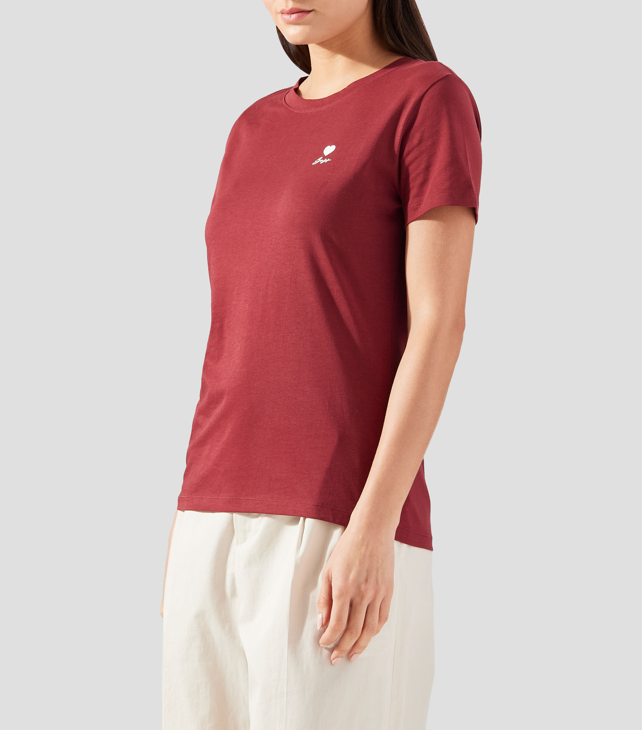 Playera con ilustración en el pecho Mujer